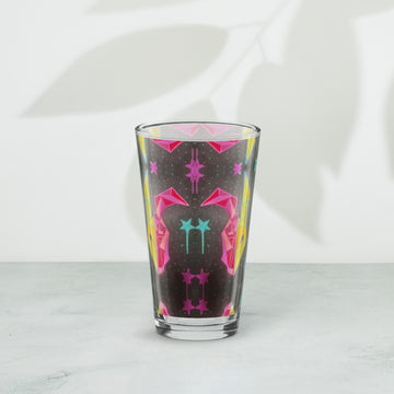 Shaker pint glass