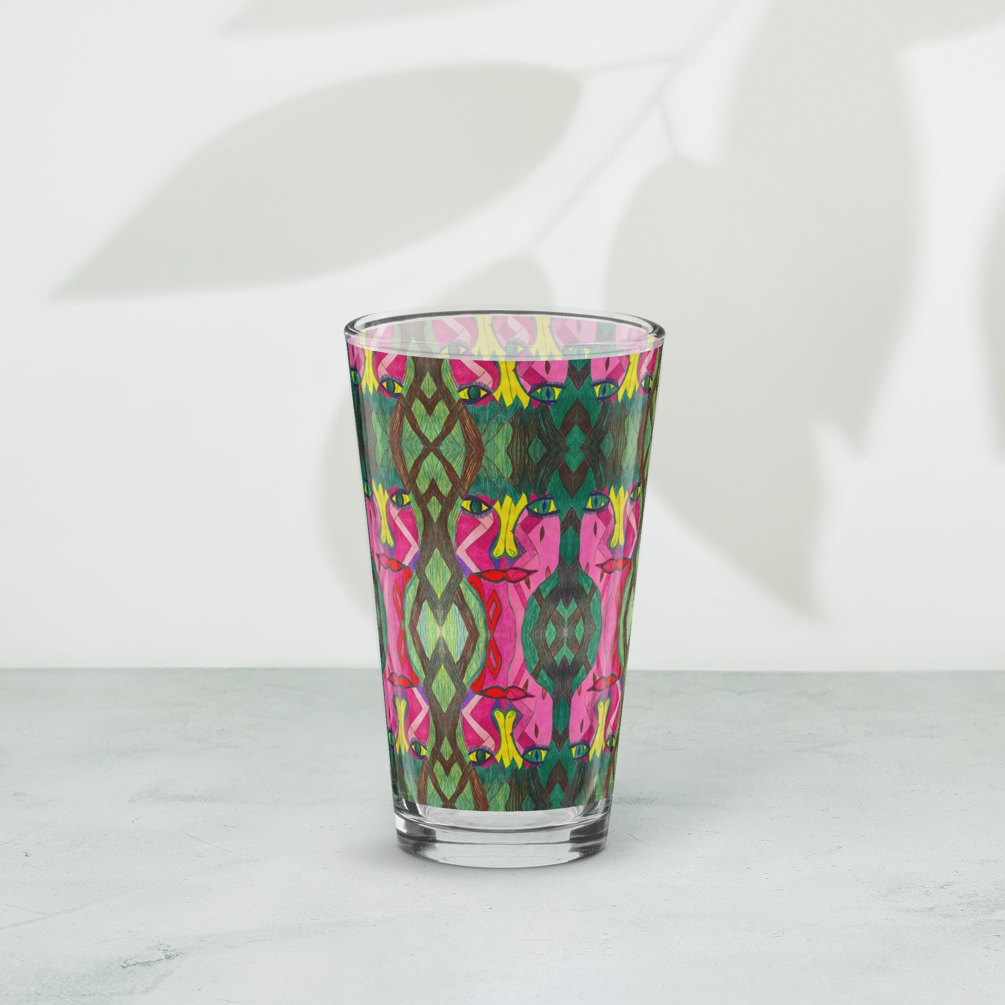 Shaker pint glass